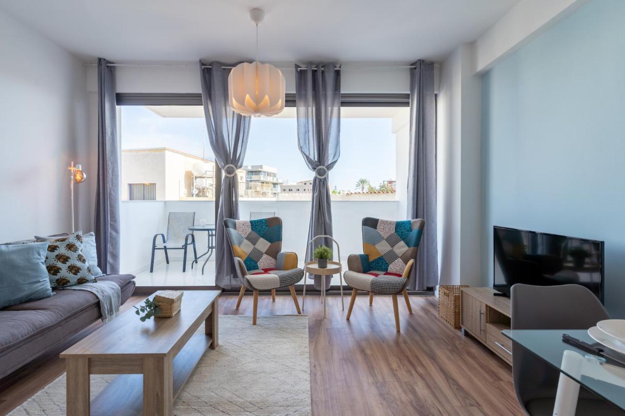 Livia Studio Apartment In Lárnaka Eksteriør bilde