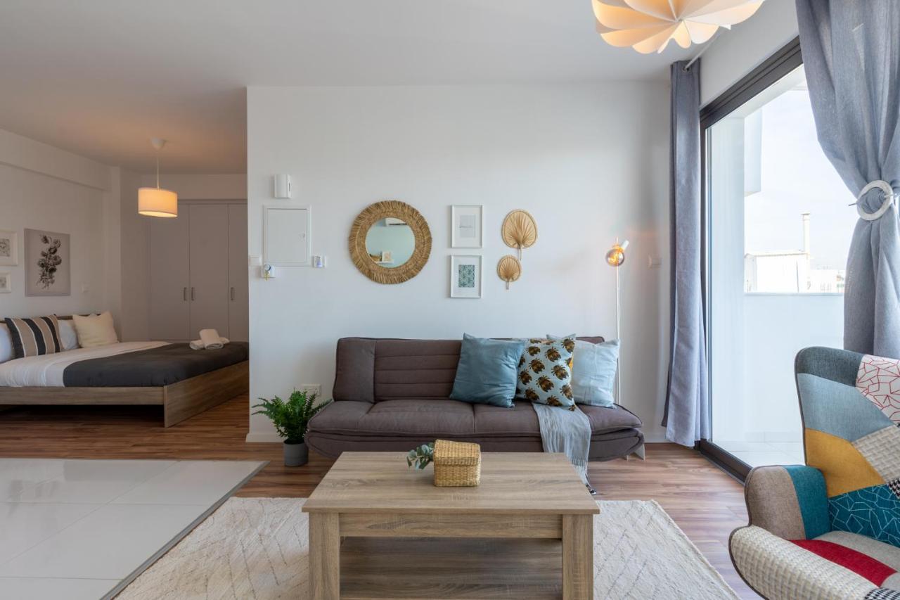 Livia Studio Apartment In Lárnaka Eksteriør bilde